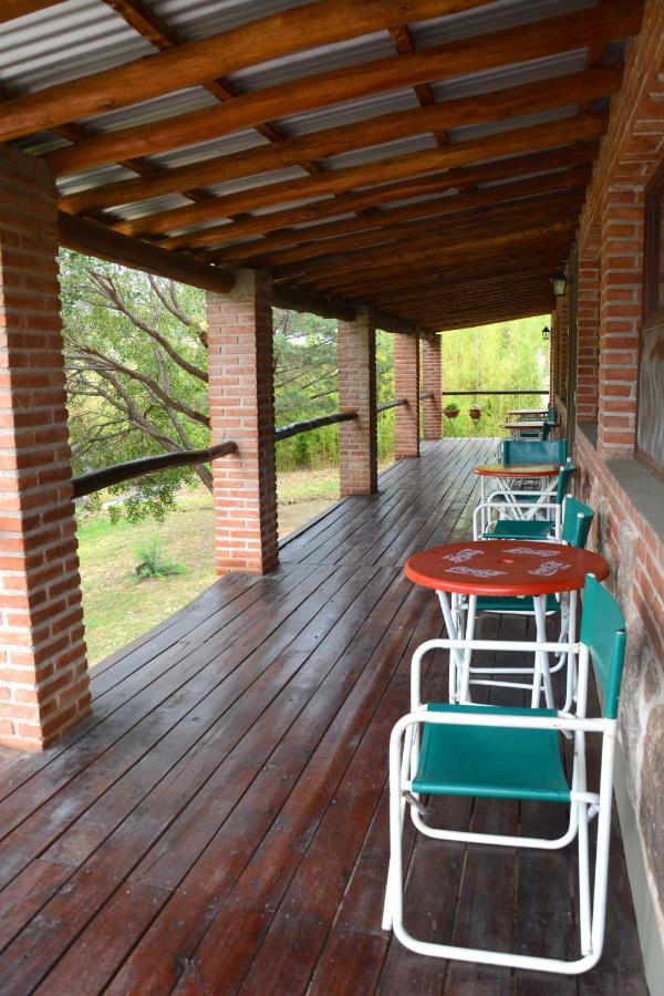 La Toma Complejo De Montana - Cabanas Y Habitaciones En Hosteria Mina Clavero Exterior foto