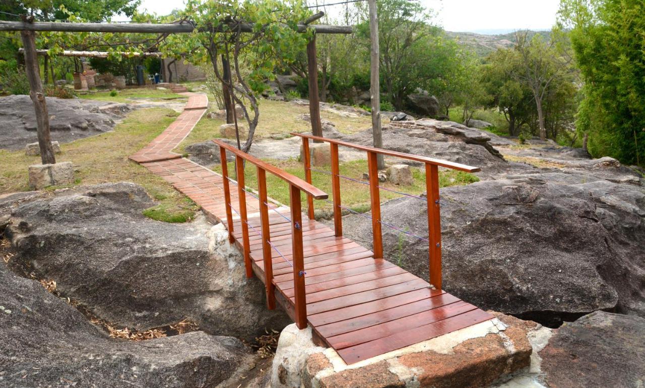 La Toma Complejo De Montana - Cabanas Y Habitaciones En Hosteria Mina Clavero Exterior foto