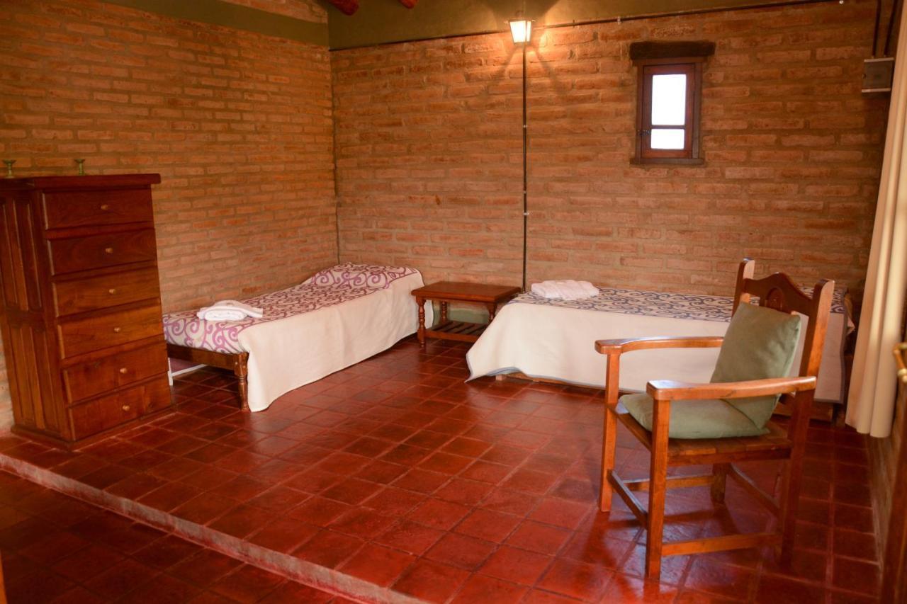 La Toma Complejo De Montana - Cabanas Y Habitaciones En Hosteria Mina Clavero Exterior foto